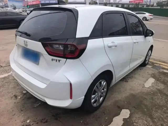 Honda Fit 2021 1.5L CVT Trend Edition — Фото автомобиля 6