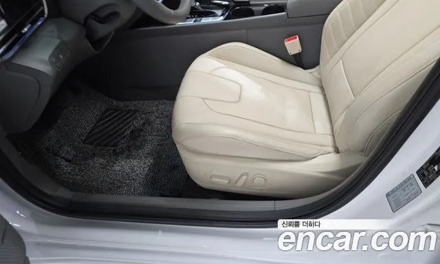 Hyundai Avante CN7 — Фото автомобиля 28