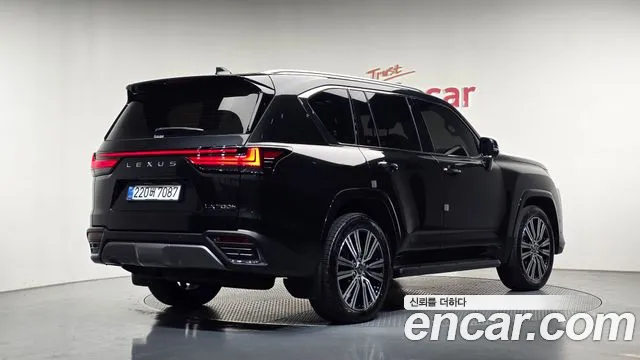 Lexus LX 4th Gen — Фото автомобиля 2