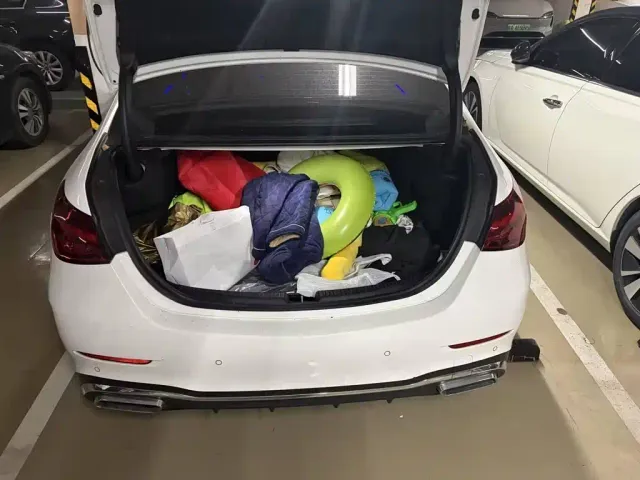 Mercedes-Benz C-Class — Фото автомобиля 5