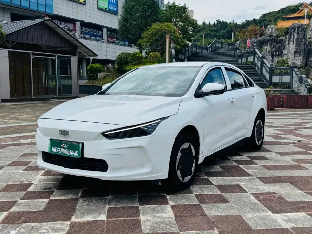 Фотография автомобиля — Geely Geometry A