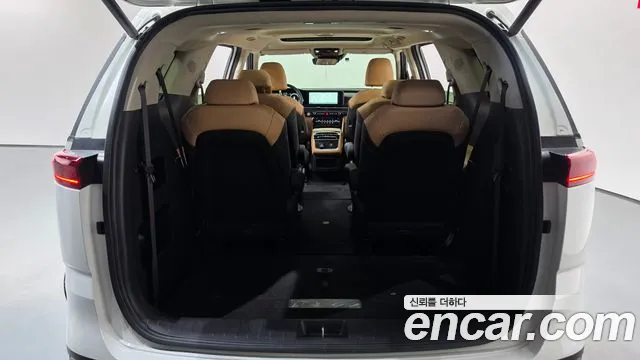 Kia Carnival 4th Gen — Фото автомобиля 24