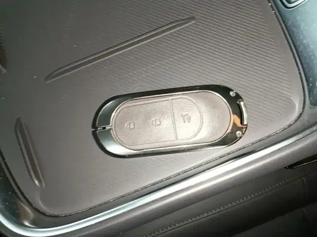 Leapmotor B10 — Фото автомобиля 7