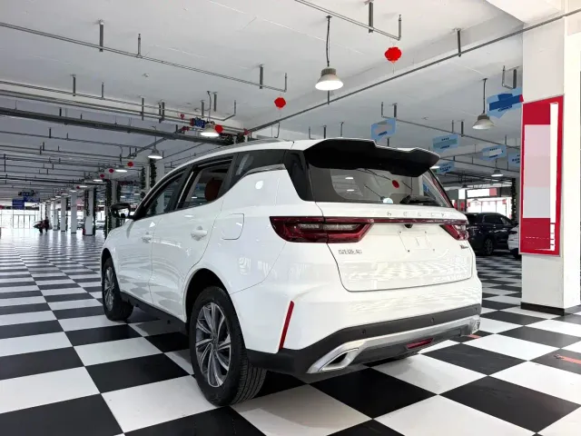 Geely Vision X6 — Фото автомобиля 10