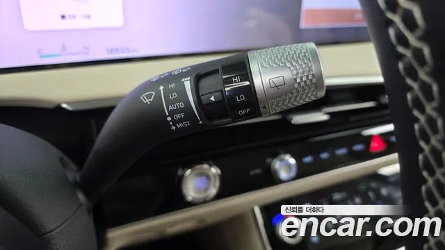Genesis GV70 2.5T Бензин 2WD — Фото автомобиля 6