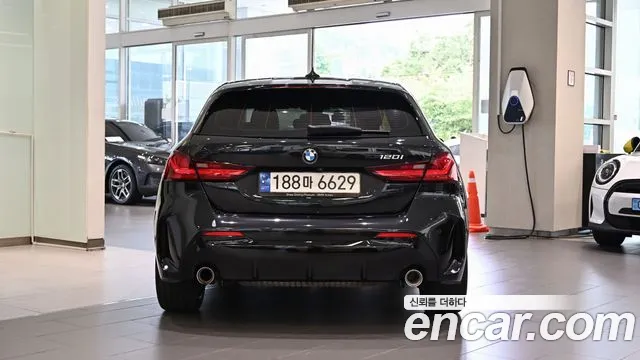 BMW 1-Series — Фото автомобиля 3