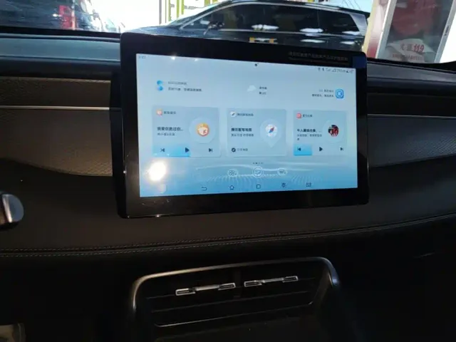 BYD Qin PLUS — Фото автомобиля 12