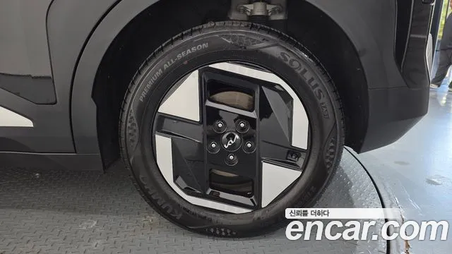 Kia EV3 — Фото автомобиля 6