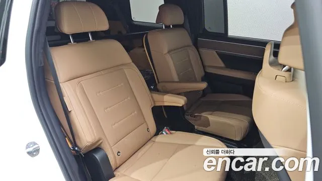 Hyundai Santafe — Фото автомобиля 30