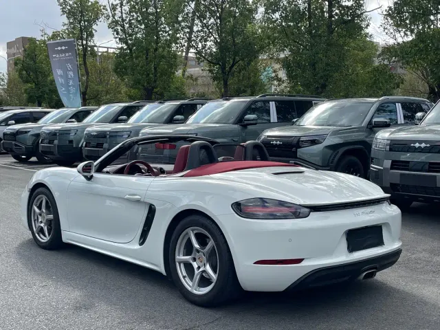 Porsche 718 — Фото автомобиля 19