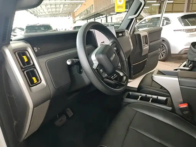iCAR V23 — Фото автомобиля 9