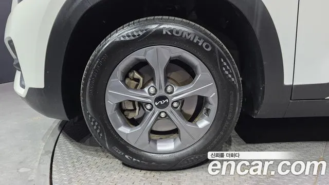 Kia Seltos Seltos Бензин 1.6 турбо 2WD — Фото автомобиля 5