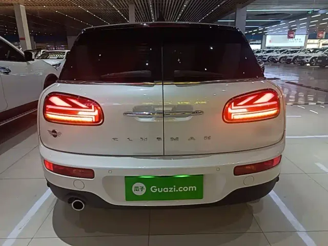 MINI Clubman — Фото автомобиля 5