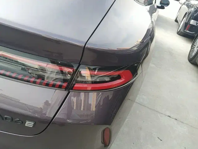 Changan Qiyuan A06 — Фото автомобиля 7