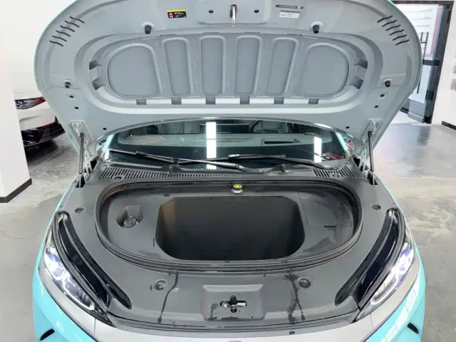 BYD Qin L — Фото автомобиля 25