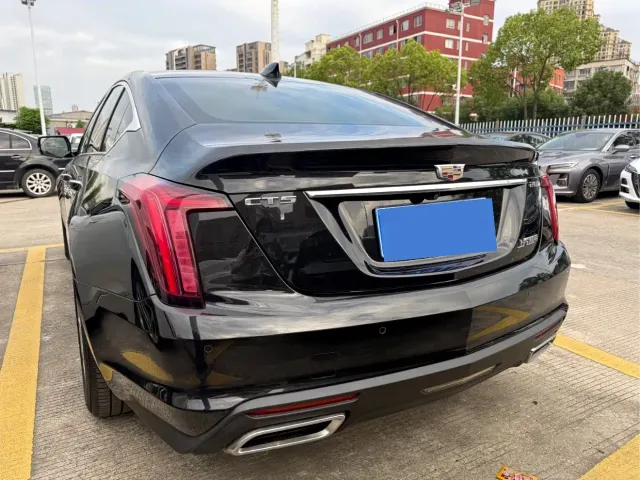 Cadillac CT5 — Фото автомобиля 7