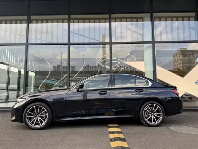 BMW 3 Series — Фото автомобиля 3