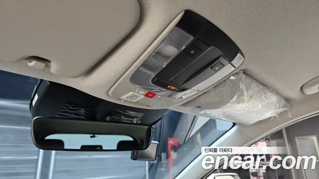 Kia Niro — Фото автомобиля 29