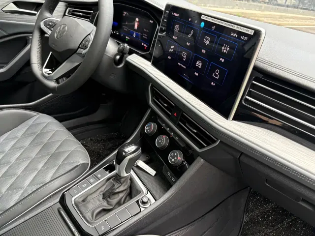 Volkswagen Sagitar — Фото автомобиля 10