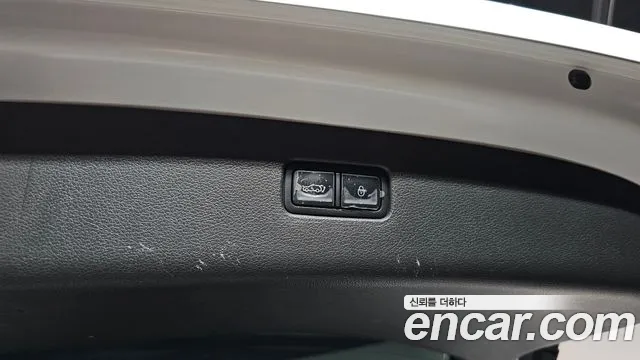 Genesis GV80 — Фото автомобиля 27