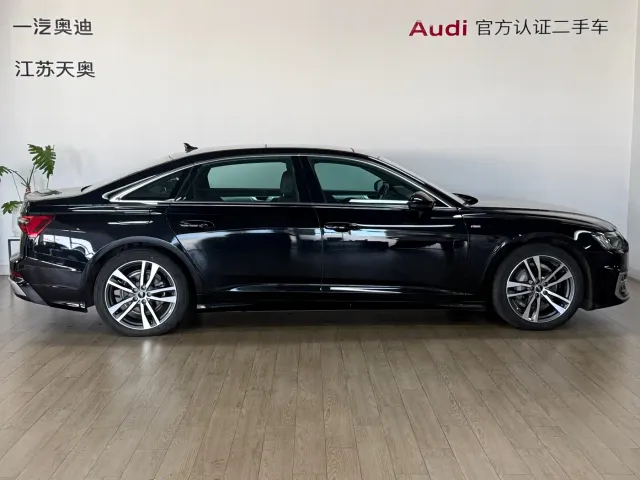 Audi A6L — Фото автомобиля 3