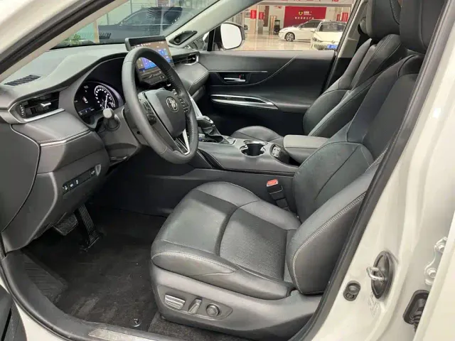 Toyota Venza — Фото автомобиля 16