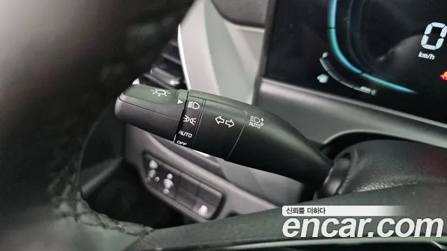 Kia Seltos — Фото автомобиля 29