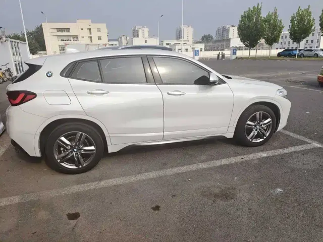 BMW X2 — Фото автомобиля 3