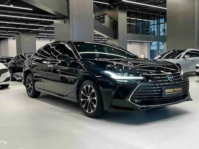 Toyota Avalon — Фото автомобиля 6