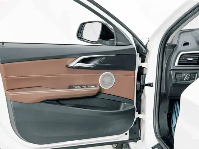 BMW 1 Series — Фото автомобиля 15