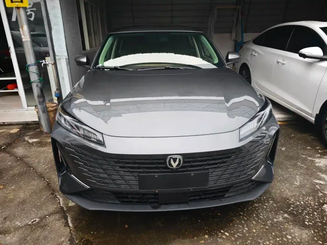 Changan Lamore — Фото автомобиля 2