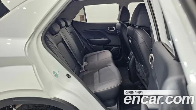 Hyundai Venue Venue 1.6 Premium — Фото автомобиля 12