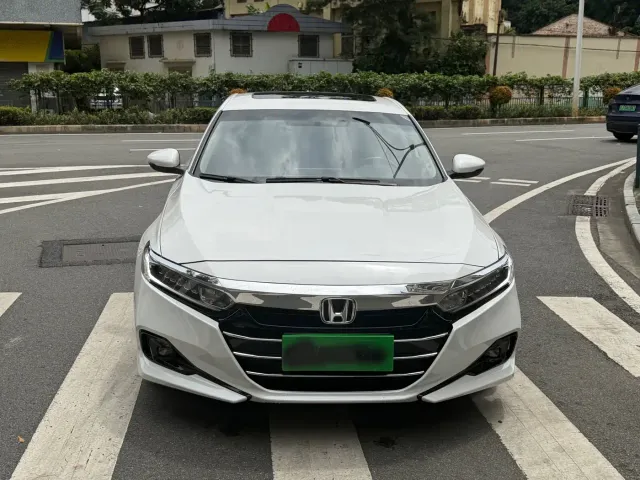 Honda Accord — Фото автомобиля 2