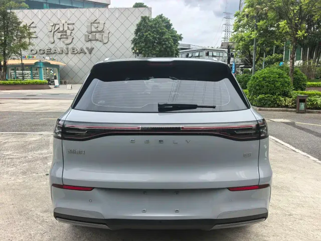 Geely Galaxy E5 — Фото автомобиля 7