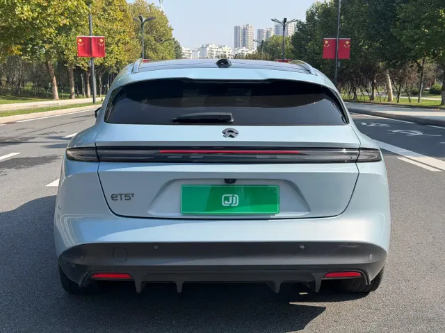 Nio ET5 Touring — Фото автомобиля 17