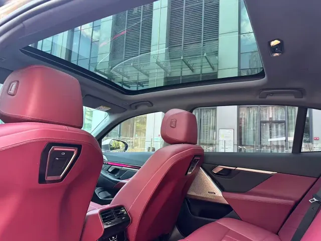 BMW 5 Series — Фото автомобиля 9