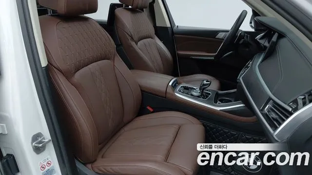 BMW X7 G07 — Фото автомобиля 19