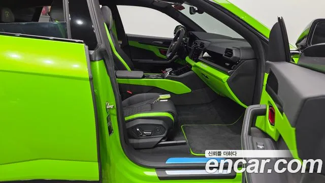 Lamborghini Urus — Фото автомобиля 18