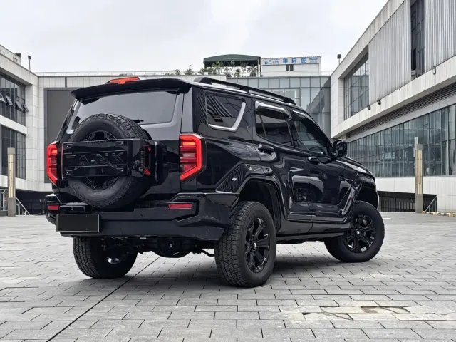 Tank Tank 400 New Energy 2024 Hi4-T Off-Road Edition — Фото автомобиля 6