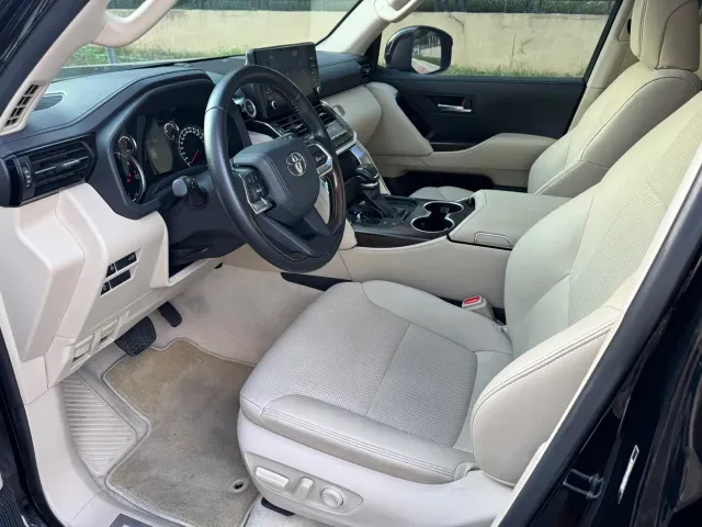 Toyota Land Cruiser — Фото автомобиля 15