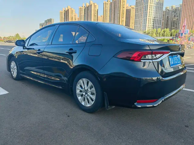 Toyota Corolla — Фото автомобиля 5