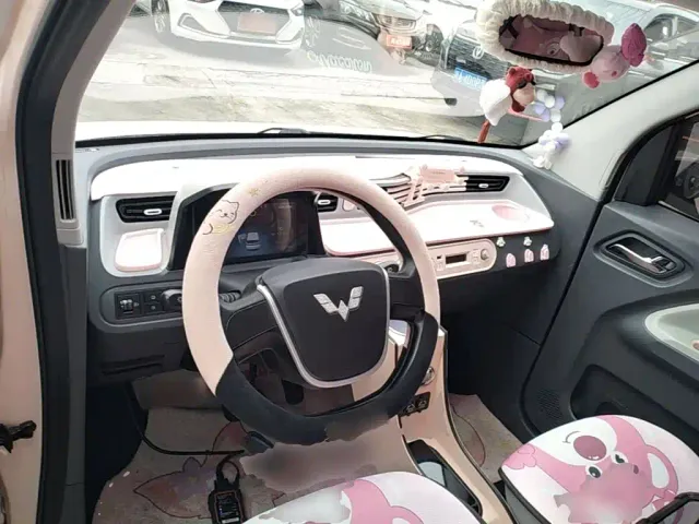 Wuling Hongguang Mini EV — Фото автомобиля 9