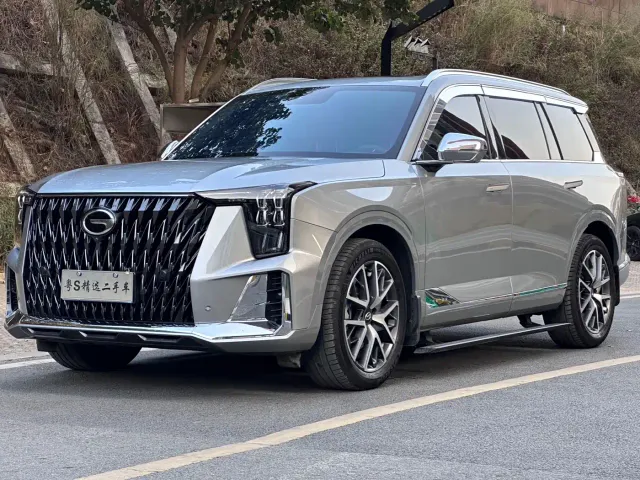 GAC Trumpchi GS8 — Фото автомобиля 3