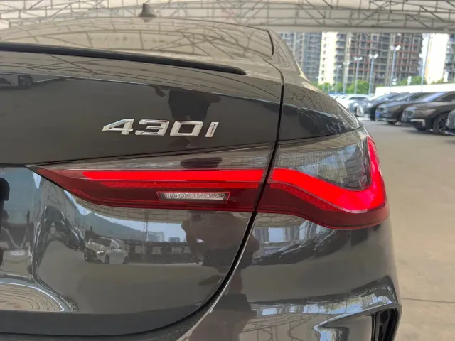 BMW 4 Series — Фото автомобиля 12