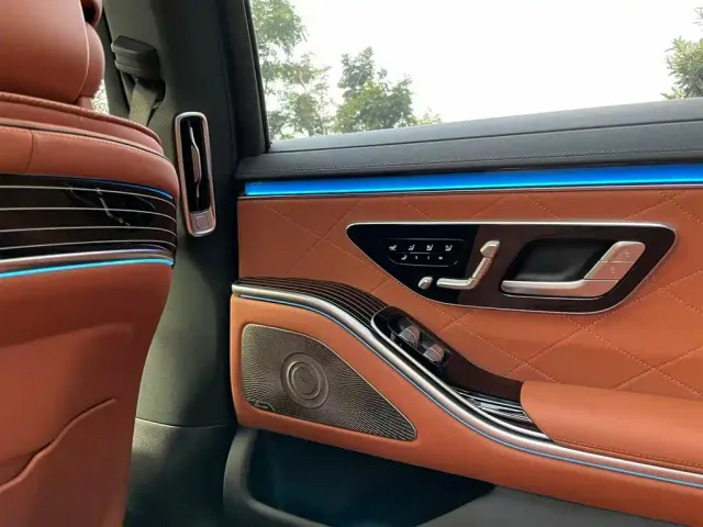 Mercedes-Benz S-Class — Фото автомобиля 16