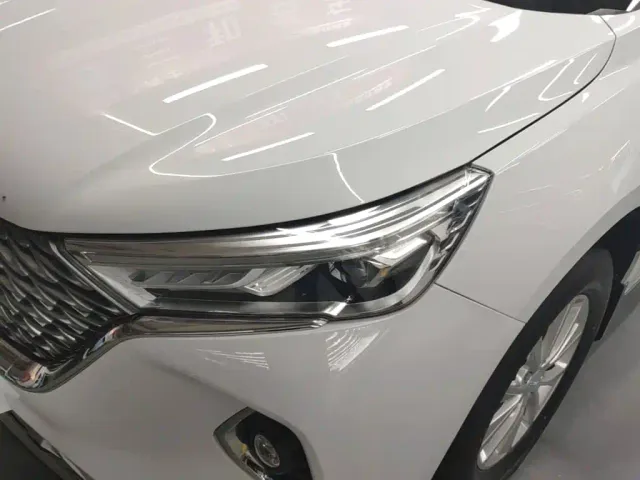 Haval M6 — Фото автомобиля 23