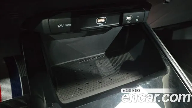 Kia Niro New — Фото автомобиля 25