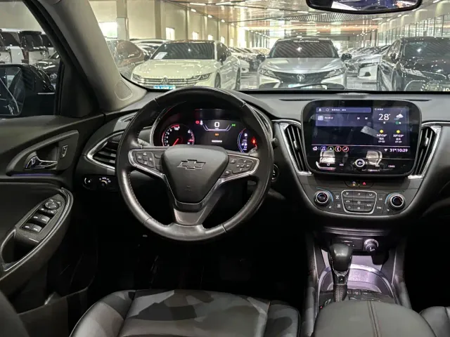Chevrolet Malibu XL — Фото автомобиля 12