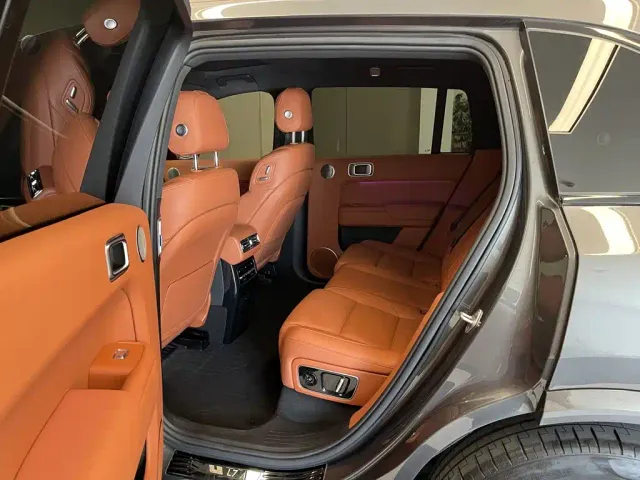 Li Auto L7 — Фото автомобиля 19