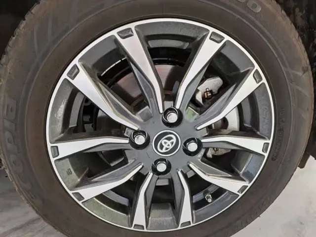Toyota YARiS L Zhi Xuan — Фото автомобиля 10